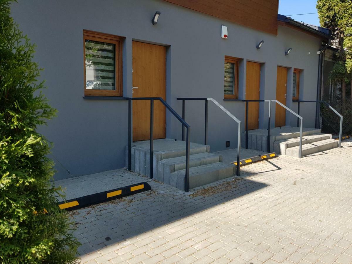 Apartamenty Metro Targowek Warszawa Exteriör bild