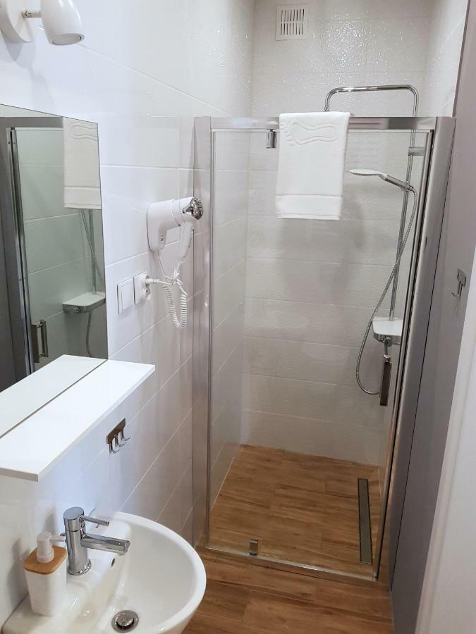 Apartamenty Metro Targowek Warszawa Exteriör bild
